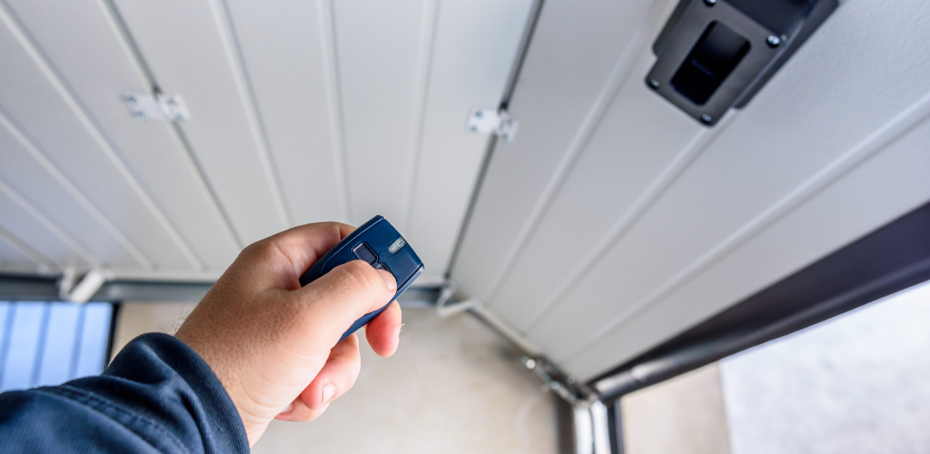 Supply, fit and program receivers & remotes Supply, fit and program receivers & remotes